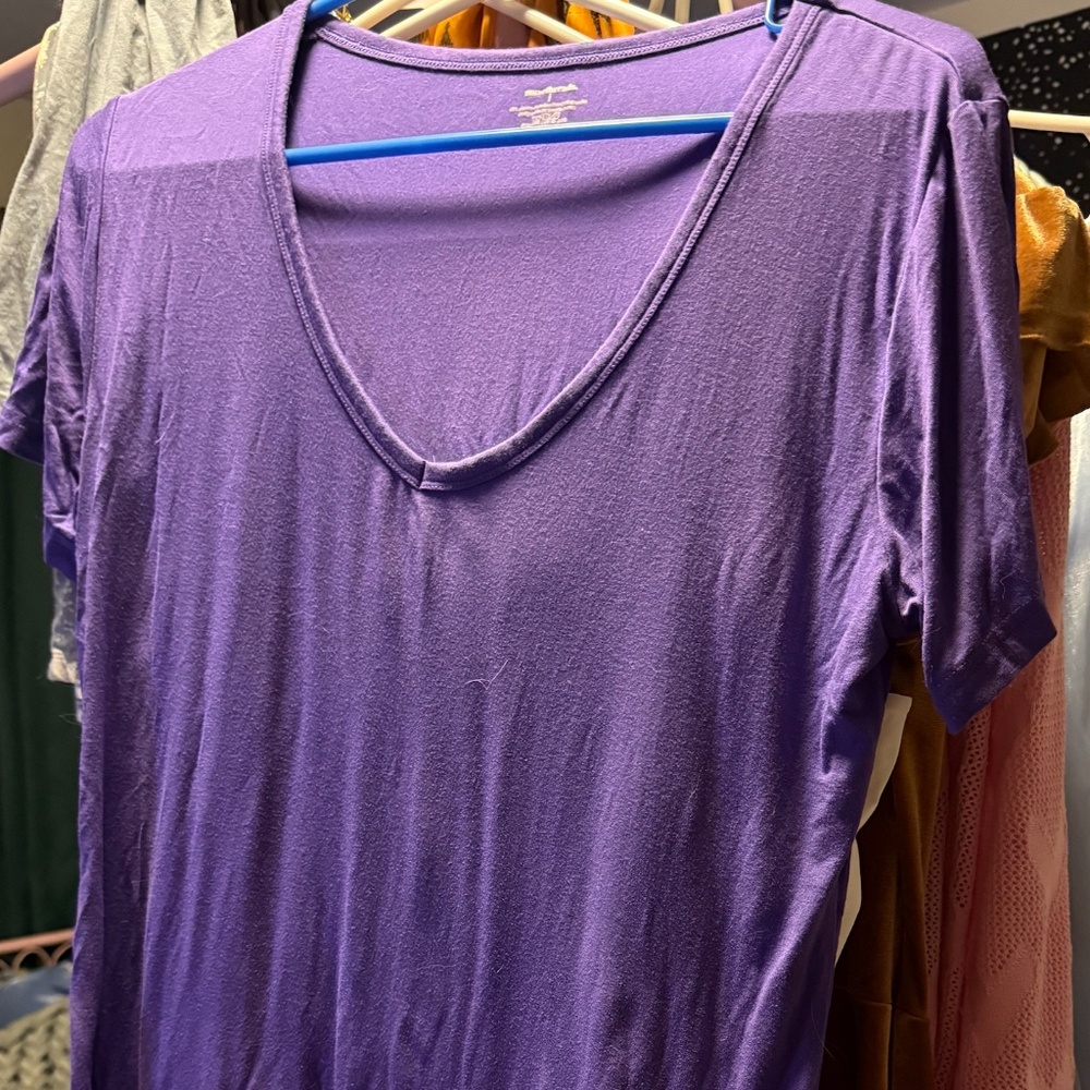 Muse Threads Purple short sleeved shirt